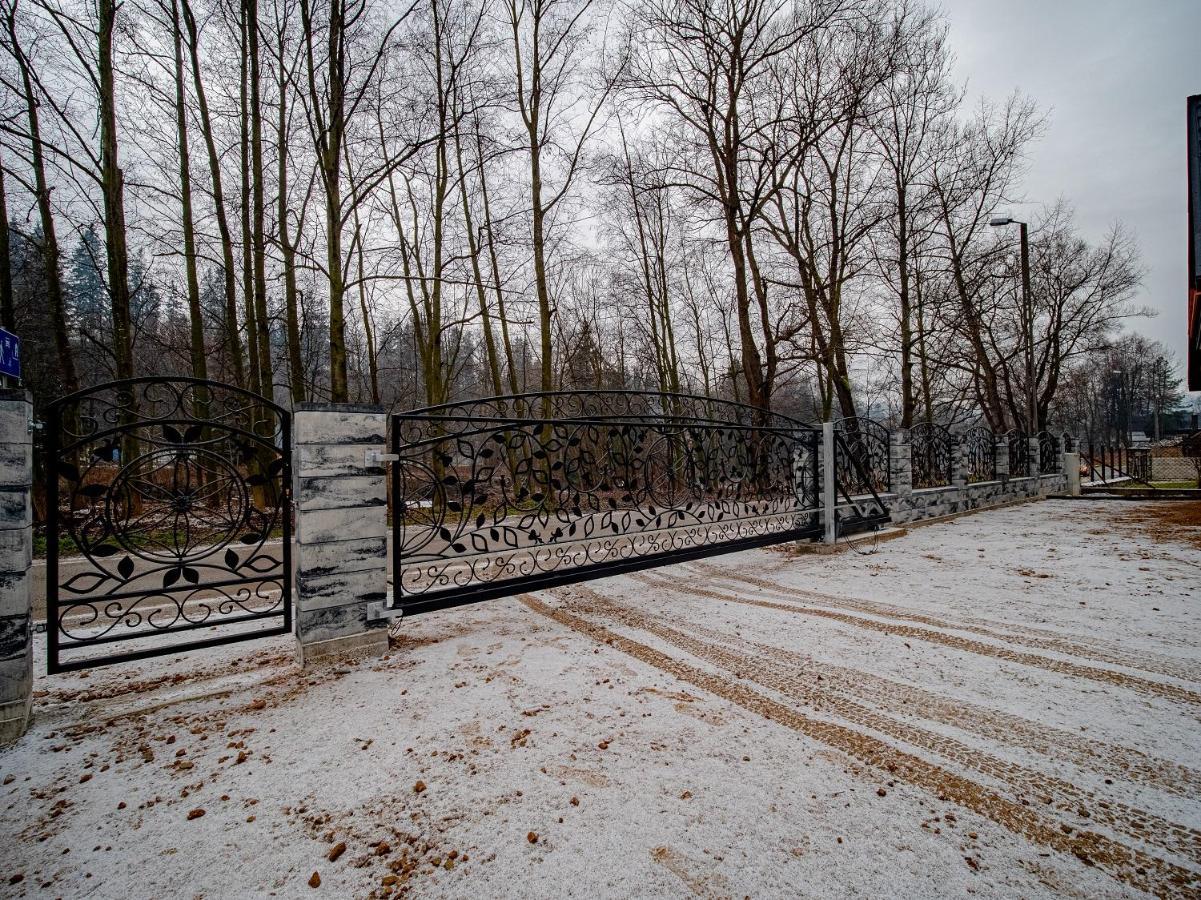 Tatrzanska Kryjowka Premium Chalets Zakopane Poronin Exteriör bild